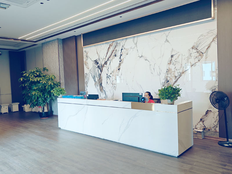 公司行政前臺(tái)接待